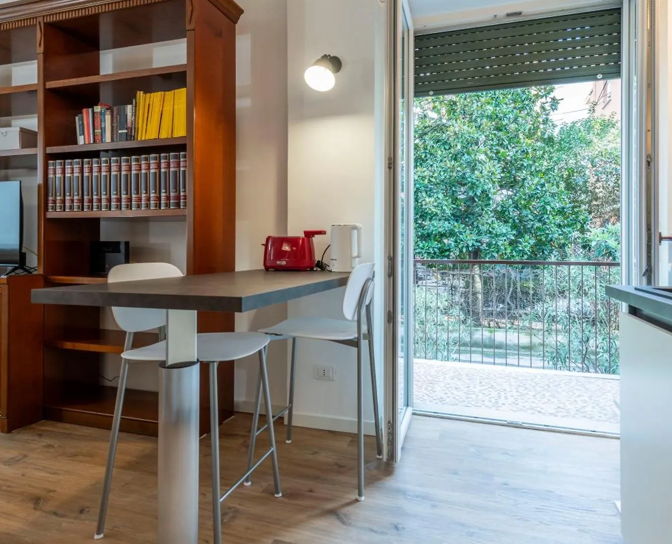 Three Balconies Apartment فيرونا