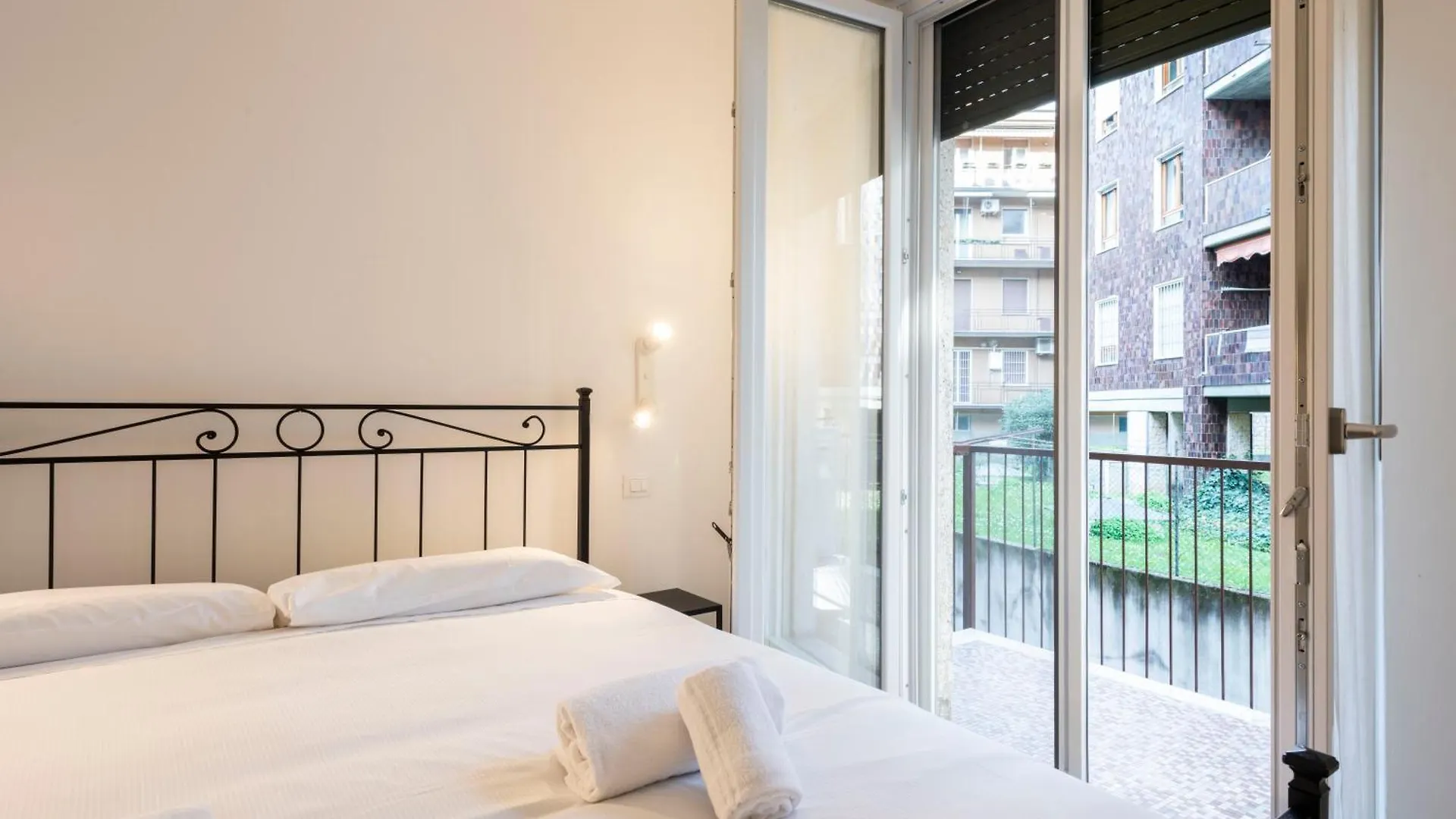 Three Balconies Apartment Verona Italy
